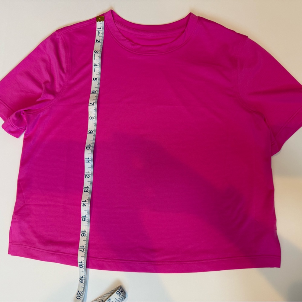 Lululemon Pow Pink Ultralight Waist-Length T-Shirt Size 4 - Picture 3 of 3